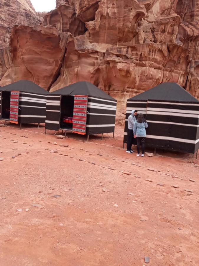 مبيت وإفطار وادي رم Moon City Camp المظهر الخارجي الصورة